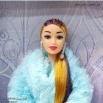 باربی مفصلی لباس خزدار آبی 2
