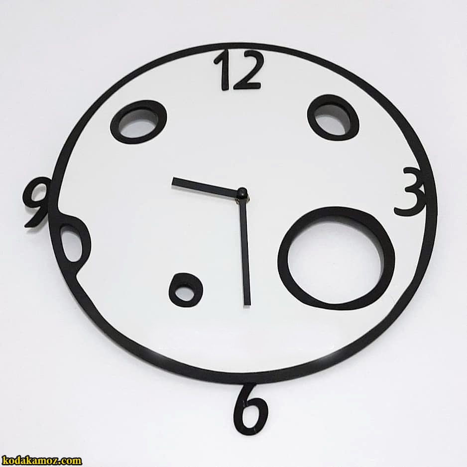 ساعت دیواری چوبی طرح فضایی ساعت دیواری چوبی طرح فضایی