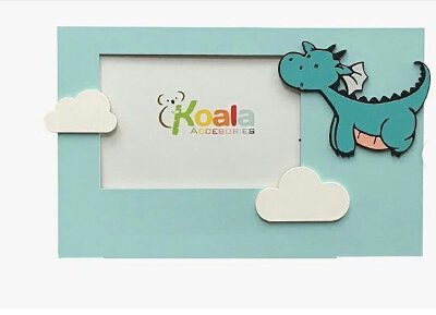 قاب عکس چوبی کودکانه